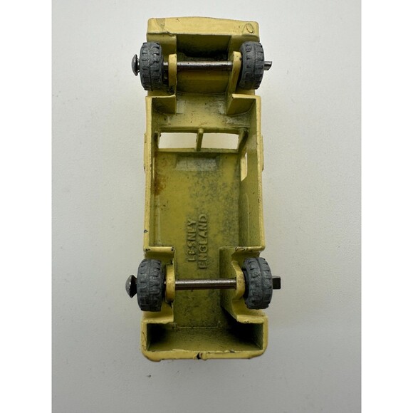 Vintage Matchbox Lesney no.14 daimler toy Ambulance car rare - Picture 5 of 7